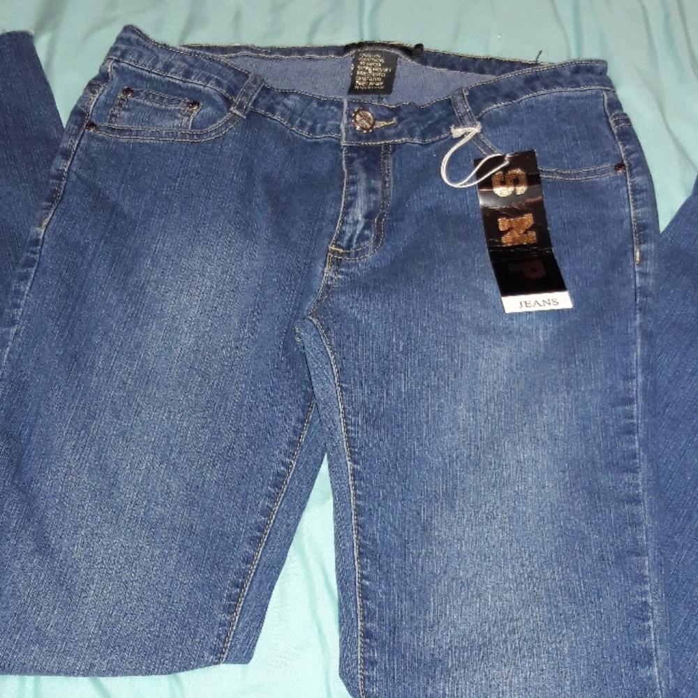 NWT SNP Women Jeans Size 11/12